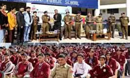 पुलिस ने Baramulla में निबंध प्रतियोगिता आयोजित की