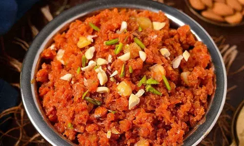 Gajar Ka Halwa :घर पर बनाएं परफेक्ट और रिच टेस्ट वाला गाजर का हलवा Gajar Ka Halwa :घर पर बनाएं परफेक्ट और रिच टेस्ट वाला गाजर का हलवा