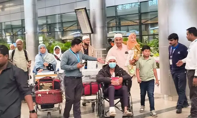मदीना बस दुर्घटना में हैदराबाद का अकेला जीवित बचा व्यक्ति घर लौटा
