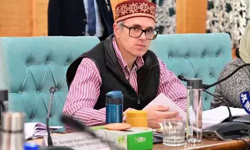 CM Omar अहम कैबिनेट मीटिंग बुलाई, रिज़र्वेशन पॉलिसी में बड़े बदलाव की संभावना CM Omar अहम कैबिनेट मीटिंग बुलाई, रिज़र्वेशन पॉलिसी में बड़े बदलाव की संभावना