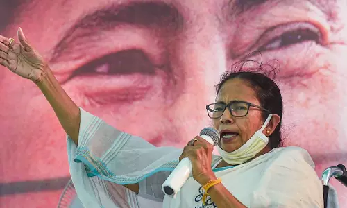 Kolkata: तृणमूल को हराकर नेशनलिस्ट पैनल ने बनाई बढ़त