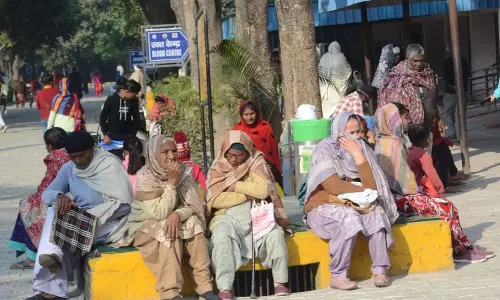 HCMS कैडर के डॉक्टर सामूहिक छुट्टी पर जाने की धमकी क्यों दे रहे