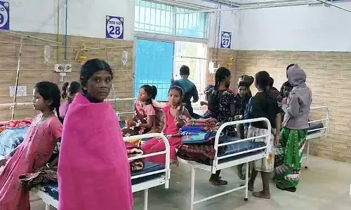 Koraput पीएम श्री स्कूल के 35 छात्र अस्पताल में भर्ती; फ़ूड पॉइज़निंग का शक
