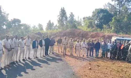 Angul रिजर्व फॉरेस्ट में तलाशी अभियान शुरू Angul रिजर्व फॉरेस्ट में तलाशी अभियान शुरू