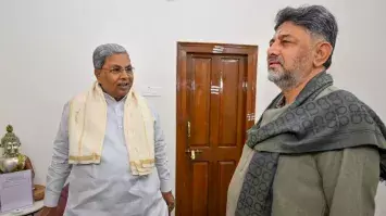 Karnataka politics: CM और डिप्टी CM ने दिल्ली यात्रा पर की बातचीत Karnataka politics: CM और डिप्टी CM ने दिल्ली यात्रा पर की बातचीत