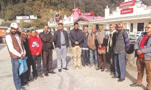 Basantpur के किसान एडवांस्ड नेचुरल फार्मिंग सीखने के लिए गुजरात रवाना