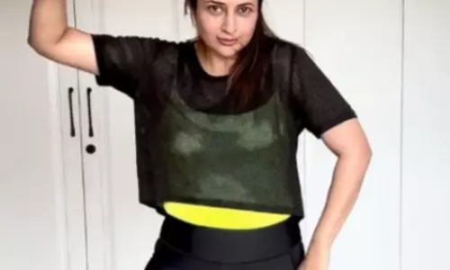 ‘द मैजिक ऑफ शिरी’ के लिए Divyanka की डेडिकेटेड प्रेप का वीडियो वायरल ‘द मैजिक ऑफ शिरी’ के लिए Divyanka की डेडिकेटेड प्रेप का वीडियो वायरल