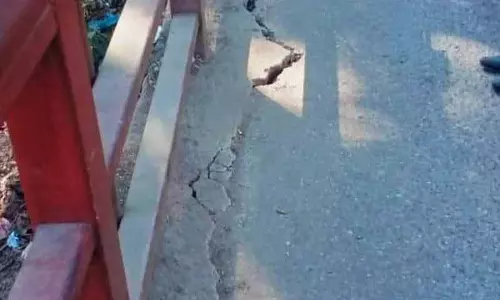 Shimla के बोइल्यूगंज इलाके में धंस रही सड़क का जियोलॉजिकल सर्वे नगर निगम करेगा