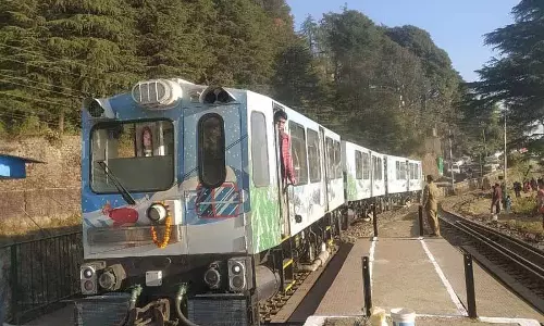 ऐतिहासिक कालका-शिमला रेलवे ट्रैक पर नए DHMU कोच का ट्रायल शुरू