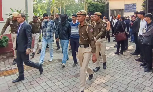 लाल किला धमाका: कोर्ट ने कार मालिक आमिर राशिद अली की NIA कस्टडी 7 दिन बढ़ाई लाल किला धमाका: कोर्ट ने कार मालिक आमिर राशिद अली की NIA कस्टडी 7 दिन बढ़ाई