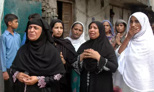 Pakistan: महिलाओं के खिलाफ जेंडर आधारित हिंसा में बड़ी बढ़ोतरी की रिपोर्ट Pakistan: महिलाओं के खिलाफ जेंडर आधारित हिंसा में बड़ी बढ़ोतरी की रिपोर्ट