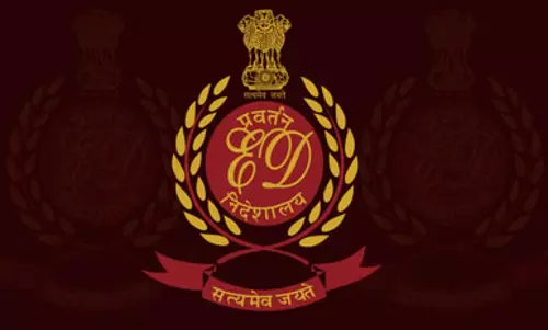 मनी लॉन्ड्रिंग मामले में ED ने मारे कई ठिकानों पर छापे