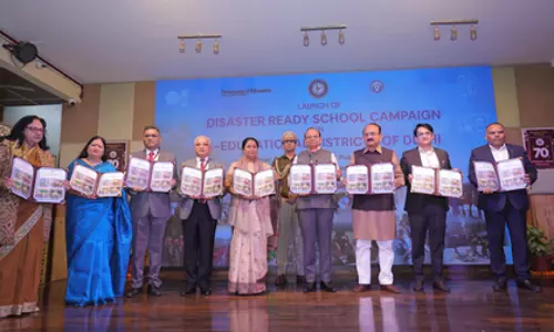 दिल्ली की CM रेखा गुप्ता ने डिजास्टर रेडी स्कूल्स अभियान शुरू किया