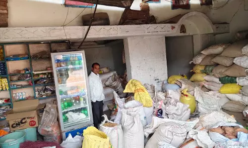 बिचौलिये के अवैध धान पर प्रशासन की क़ार्रवाई बिचौलिये के अवैध धान पर प्रशासन की क़ार्रवाई