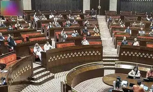 Parliament का शीतकालीन सत्र 3 दिसंबर को सुबह 11 बजे तक के लिए स्थगित