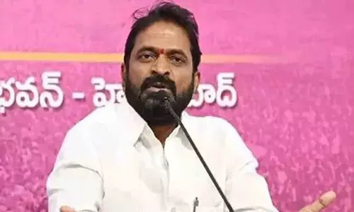 Telangana के पूर्व मंत्री श्रीनिवास गौड़ ने पवन कल्याण को चेतावनी दी Telangana के पूर्व मंत्री श्रीनिवास गौड़ ने पवन कल्याण को चेतावनी दी