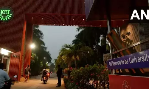 KIIT भुवनेश्वर के स्टूडेंट ने सुसाइड किया: मां ने छत्तीसगढ़ की लड़की पर हैरेसमेंट का आरोप लगाया KIIT भुवनेश्वर के स्टूडेंट ने सुसाइड किया: मां ने छत्तीसगढ़ की लड़की पर हैरेसमेंट का आरोप लगाया