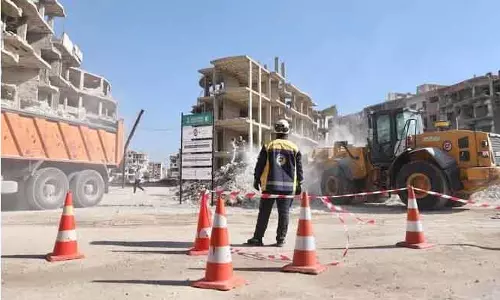 सीरिया में KSrelief–व्हाइट हेल्मेट्स का मलबा हटाने का प्रोजेक्ट शुरू