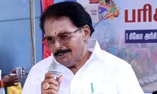 Tamil Nadu: फसल नुकसान के लिए 20,000 रुपये प्रति हेक्टेयर राहत की घोषणा की Tamil Nadu: फसल नुकसान के लिए 20,000 रुपये प्रति हेक्टेयर राहत की घोषणा की
