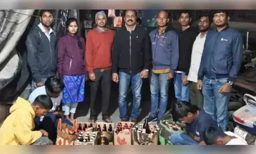 गांजा माफिया नीतूबाई के घर पर छापा, बेटा समेत तीन गिरफ्तार