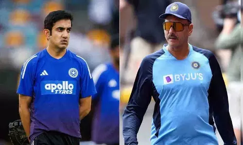रवि शास्त्री ने Test Series हार की जिम्मेदारी नहीं लेने पर गंभीर पर निशाना साधा रवि शास्त्री ने Test Series हार की जिम्मेदारी नहीं लेने पर गंभीर पर निशाना साधा