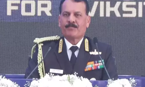 हिंद महासागर में चीनी रिसर्च जहाजों की मौजूदगी पर भारतीय नौसेना सतर्क, चिंता की बात नहीं: Navy Chief हिंद महासागर में चीनी रिसर्च जहाजों की मौजूदगी पर भारतीय नौसेना सतर्क, चिंता की बात नहीं: Navy Chief