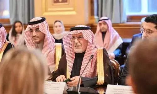 Saudi Arabia और UK के बीच तीसरे स्ट्रेटेजिक एड डायलॉग का लंदन में ओपनिंग सेशन Saudi Arabia और UK के बीच तीसरे स्ट्रेटेजिक एड डायलॉग का लंदन में ओपनिंग सेशन
