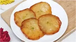 Suji Maida Malpua : घर पर कैसे तैयार करें कुरकुरा और स्वादिष्ट मालपुआ Suji Maida Malpua : घर पर कैसे तैयार करें कुरकुरा और स्वादिष्ट मालपुआ