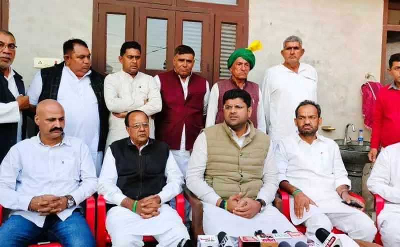 Hisar एमडीयू की NAAC रेटिंग वापस लेना गंभीर मुद्दा: दुष्यंत Hisar एमडीयू की NAAC रेटिंग वापस लेना गंभीर मुद्दा: दुष्यंत