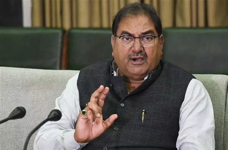 Haryana : अभय चौटाला की Z-प्लस सुरक्षा याचिका पर हाईकोर्ट ने केंद्र को 16 दिसंबर के लिए Haryana : अभय चौटाला की Z-प्लस सुरक्षा याचिका पर हाईकोर्ट ने केंद्र को 16 दिसंबर के लिए