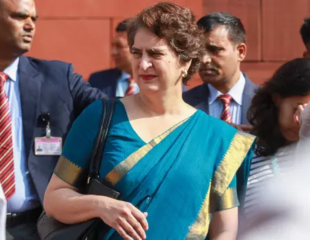 साइबर सुरक्षा जरुरी, लेकिन इसके बहाने नागरिकों के फोन की निगरानी गलत: प्रियंका गांधी साइबर सुरक्षा जरुरी, लेकिन इसके बहाने नागरिकों के फोन की निगरानी गलत: प्रियंका गांधी