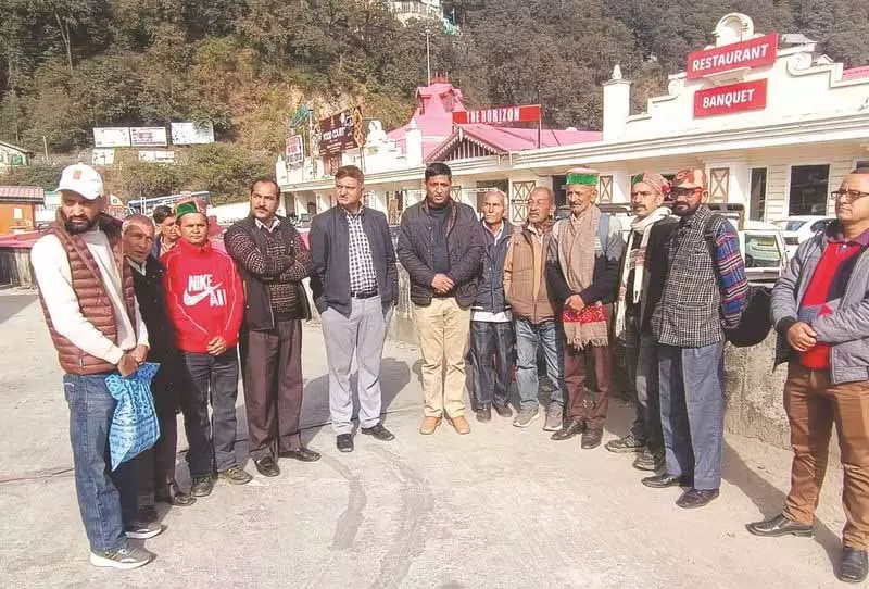 Basantpur के किसान एडवांस्ड नेचुरल फार्मिंग सीखने के लिए गुजरात रवाना Basantpur के किसान एडवांस्ड नेचुरल फार्मिंग सीखने के लिए गुजरात रवाना