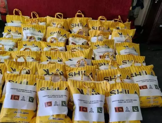 पाकिस्तान की हरकत पर भड़के लोग, भारत की बराबरी के चक्कर में भेजा एक्सपायरी खाना पाकिस्तान की हरकत पर भड़के लोग, भारत की बराबरी के चक्कर में भेजा एक्सपायरी खाना