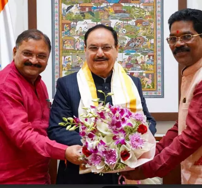 सांसद पांडेय ने मुलाकात कर भाजपा राष्ट्रीय अध्यक्ष जेपी नड्डा को जन्मदिन की बधाई दी सांसद पांडेय ने मुलाकात कर भाजपा राष्ट्रीय अध्यक्ष जेपी नड्डा को जन्मदिन की बधाई दी