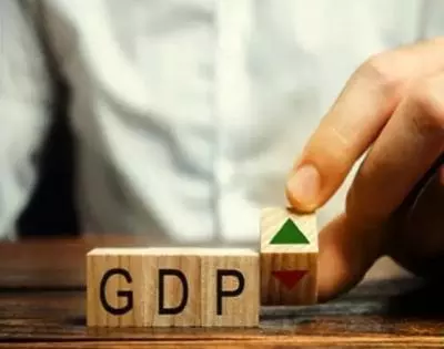 इस वित्त वर्ष में भारत की GDP 7.2 प्रतिशत बढ़ने की संभावना इस वित्त वर्ष में भारत की GDP 7.2 प्रतिशत बढ़ने की संभावना
