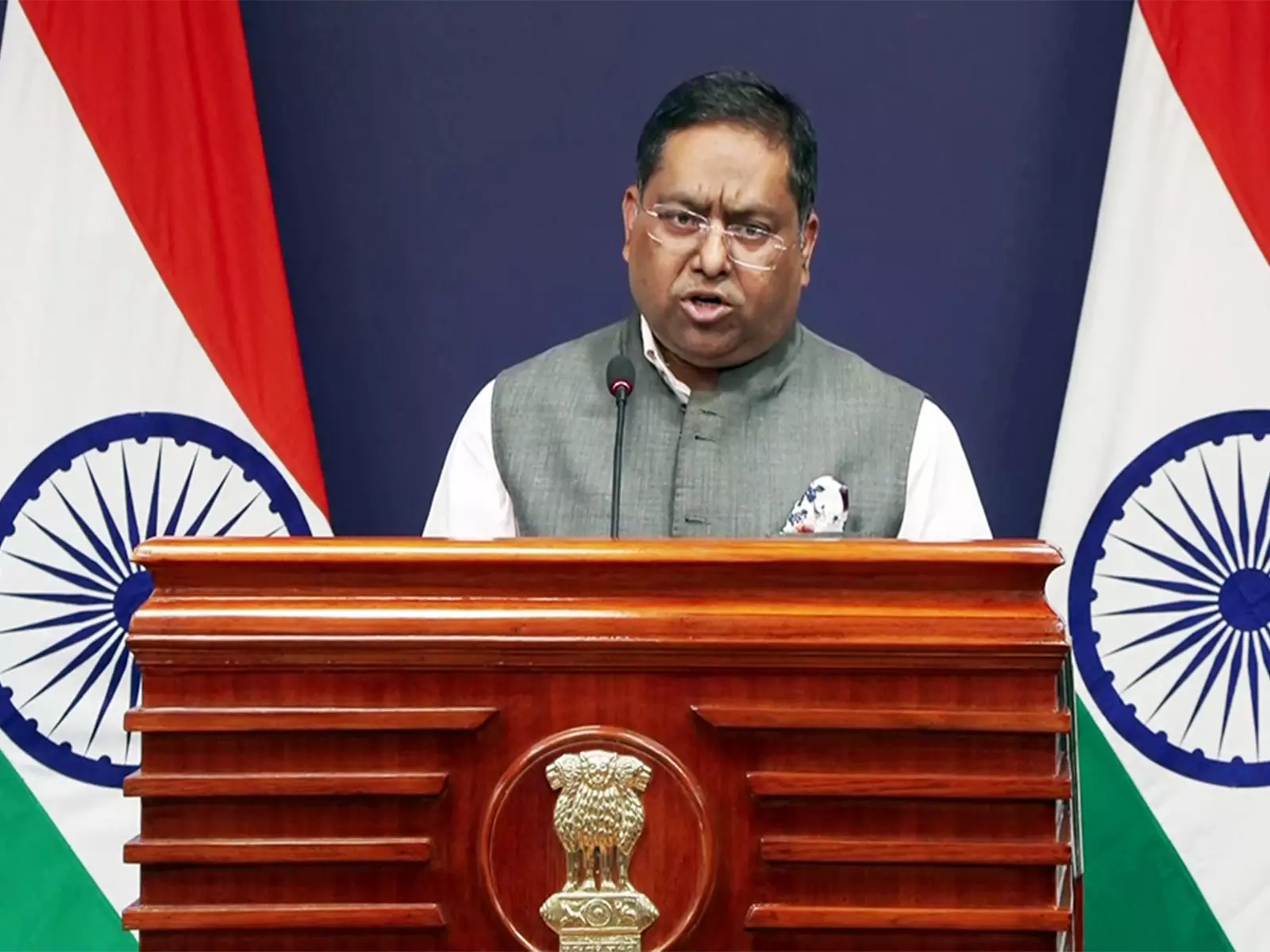 भारत विरोधी गलत सूचना फैलाने का एक और प्रयास: पाक के ओवरफ़्लाइट क्लीयरेंस के दावे पर MEA भारत विरोधी गलत सूचना फैलाने का एक और प्रयास: पाक के ओवरफ़्लाइट क्लीयरेंस के दावे पर MEA