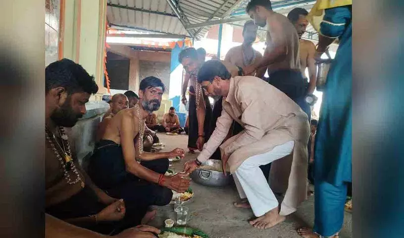 Ayyappa Padi पूजा धार्मिक सद्भाव का प्रतीक Ayyappa Padi पूजा धार्मिक सद्भाव का प्रतीक