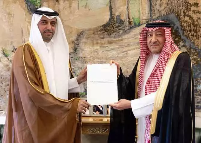 Qatar के अमीर से सऊदी क्राउन प्रिंस को मिला मैसेज, द्विपक्षीय रिश्तों पर चर्चा Qatar के अमीर से सऊदी क्राउन प्रिंस को मिला मैसेज, द्विपक्षीय रिश्तों पर चर्चा