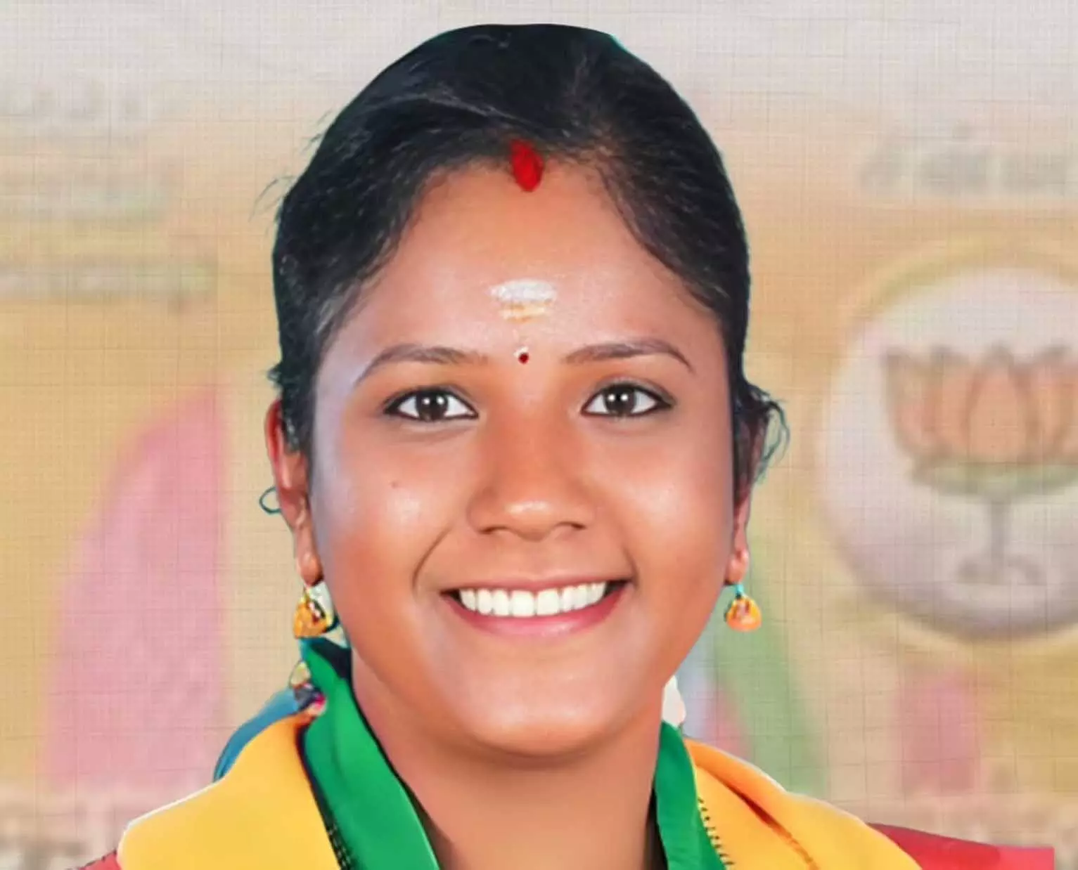 केरल पंचायत चुनाव में बीजेपी ने सोनिया गांधी नामक महिला को उम्मीदवार बनाया केरल पंचायत चुनाव में बीजेपी ने सोनिया गांधी नामक महिला को उम्मीदवार बनाया