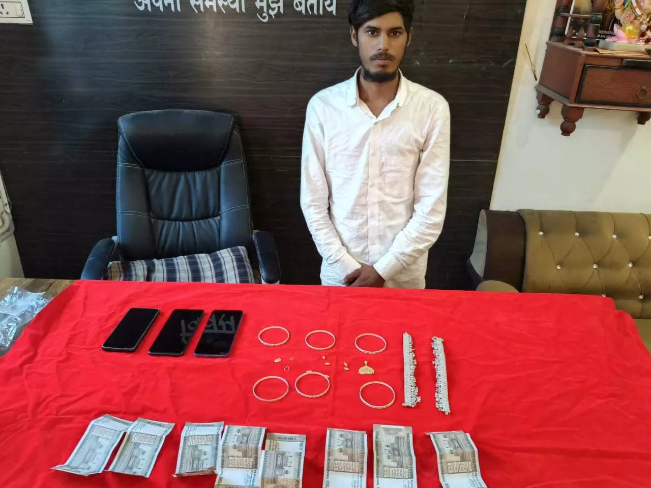 सरकंडा पुलिस ने 48 घंटे में दो चोरी के मामले सुलझाए, आरोपी और नाबालिग गिरफ्तार सरकंडा पुलिस ने 48 घंटे में दो चोरी के मामले सुलझाए, आरोपी और नाबालिग गिरफ्तार