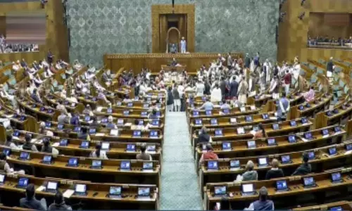 New Delhi: लोकसभा में 8 दिसंबर को विशेष आयोजन, 9 को चुनाव सुधार चर्चा New Delhi: लोकसभा में 8 दिसंबर को विशेष आयोजन, 9 को चुनाव सुधार चर्चा