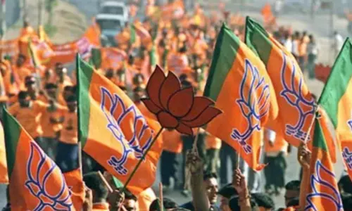 Bhopal: मंत्रियों से मिलने का आसान रास्ता, भाजपा का नया फैसला Bhopal: मंत्रियों से मिलने का आसान रास्ता, भाजपा का नया फैसला