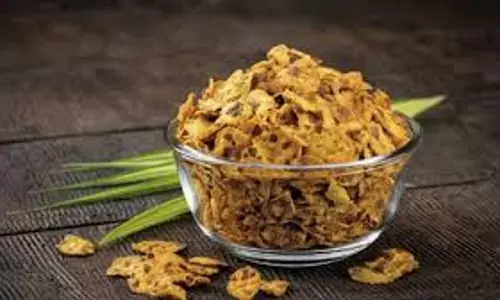 Snack Time Special: आसान विधि से बनाएं चना जोर गरम