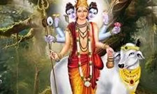 Dattatreya Jayanti 2025: कब मनाई जाएगी दत्तात्रेय जयंती? जानें डेट, शुभ मुहूर्त और पूजा विधि Dattatreya Jayanti 2025: कब मनाई जाएगी दत्तात्रेय जयंती? जानें डेट, शुभ मुहूर्त और पूजा विधि