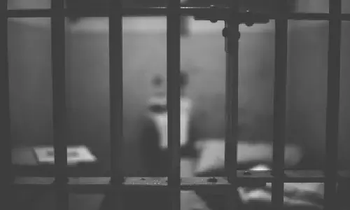 भारतीय नागरिक को US में $1.17 मिलियन के मेडिकेयर फ्रॉड के लिए जेल की सज़ा सुनाई गई भारतीय नागरिक को US में $1.17 मिलियन के मेडिकेयर फ्रॉड के लिए जेल की सज़ा सुनाई गई