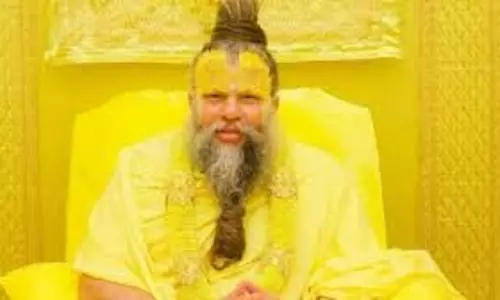 Premanand Maharaj : क्या भगवान को ‘लोभ’ देकर मन्नत मांगना सही है, प्रेमानंद महाराज ने बताया