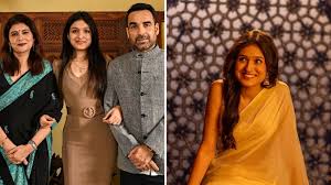 Pankaj Tripathi को बेटी आशी का डेब्यू देखने के बाद लगा कि वह उनसे ज़्यादा शार्प