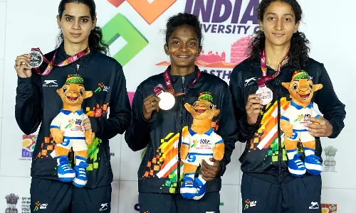 KIUG में चमकी कीर्तना, कठिनाइयों को हराकर जीता 100m का स्वर्ण पदक KIUG में चमकी कीर्तना, कठिनाइयों को हराकर जीता 100m का स्वर्ण पदक
