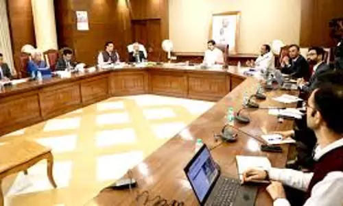 Bhopal: सीएम डॉ. यादव के अनुसार ऊर्जा क्षेत्र की प्रगति शानदार Bhopal: सीएम डॉ. यादव के अनुसार ऊर्जा क्षेत्र की प्रगति शानदार