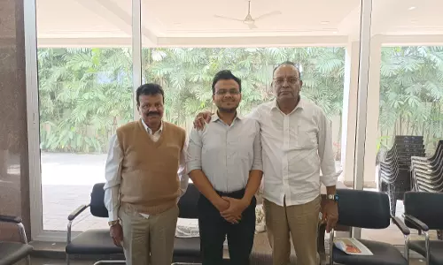 धमतरी के अनंत गुप्ता ने की MLA अजय चंद्राकर से मुलाकात धमतरी के अनंत गुप्ता ने की MLA अजय चंद्राकर से मुलाकात